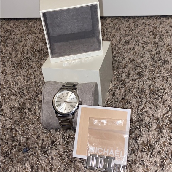 Micheal Kors Watch main image 6